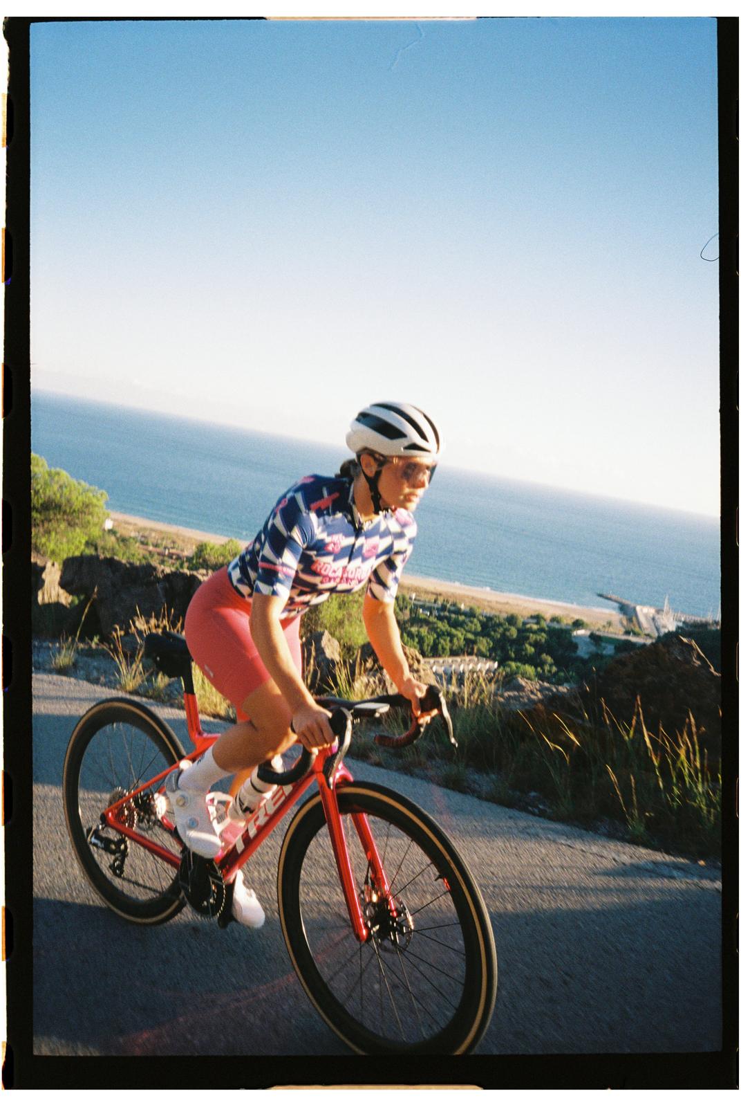 NEW - BERGHAIN - Photochromic